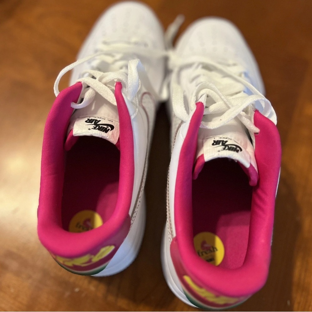 Nike Air Force 1 Dragonfruit with Pink Highlights - Picture 3 of 7